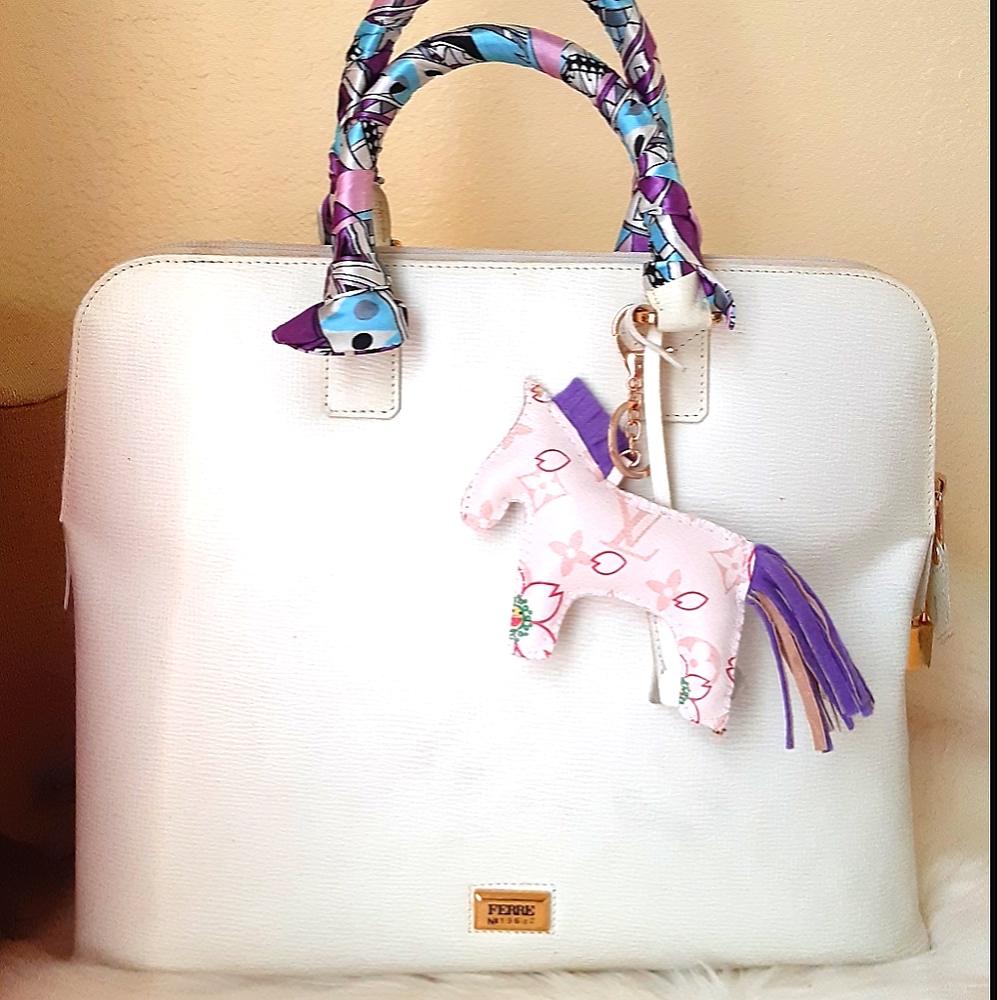 ‼️GianFranco Ferre‼️White Satchel Handbag Epi Leather